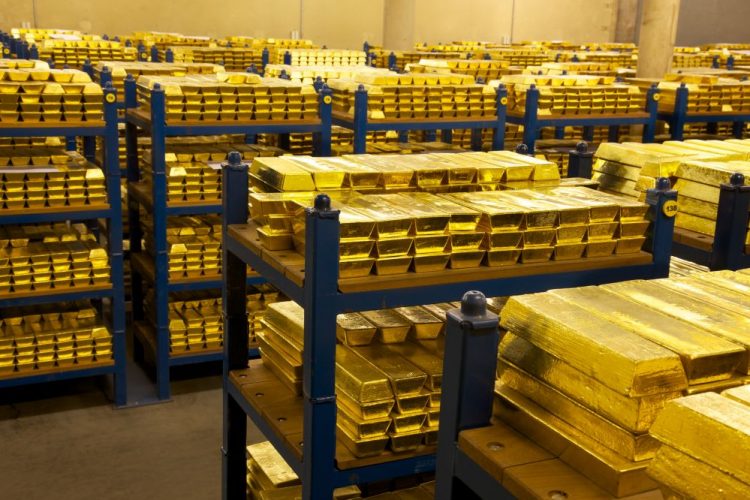 Russia is Buying Gold…..Why!